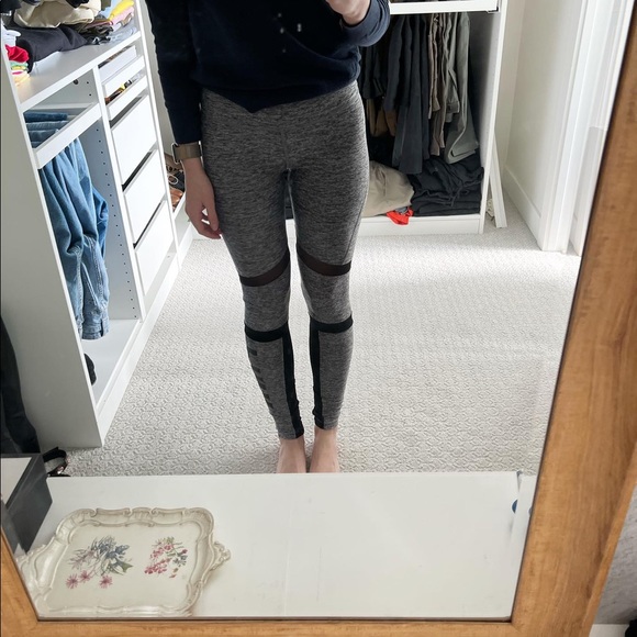 SOLD Victoria Secret Pink Leggings - Picture 1 of 5